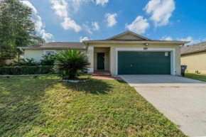 913 Home Family Home with Netflix, Xbox, Coffee Bar, Dryer & Washer